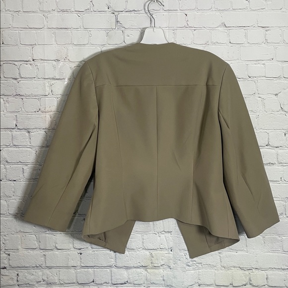 Express Women's Open-Front Taupe Tan Office Business Casual Blazer Size 12 - Picture 9 of 9